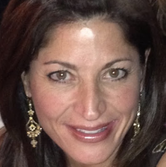 Meet your Posher, Rachel - Picture 1 of 1